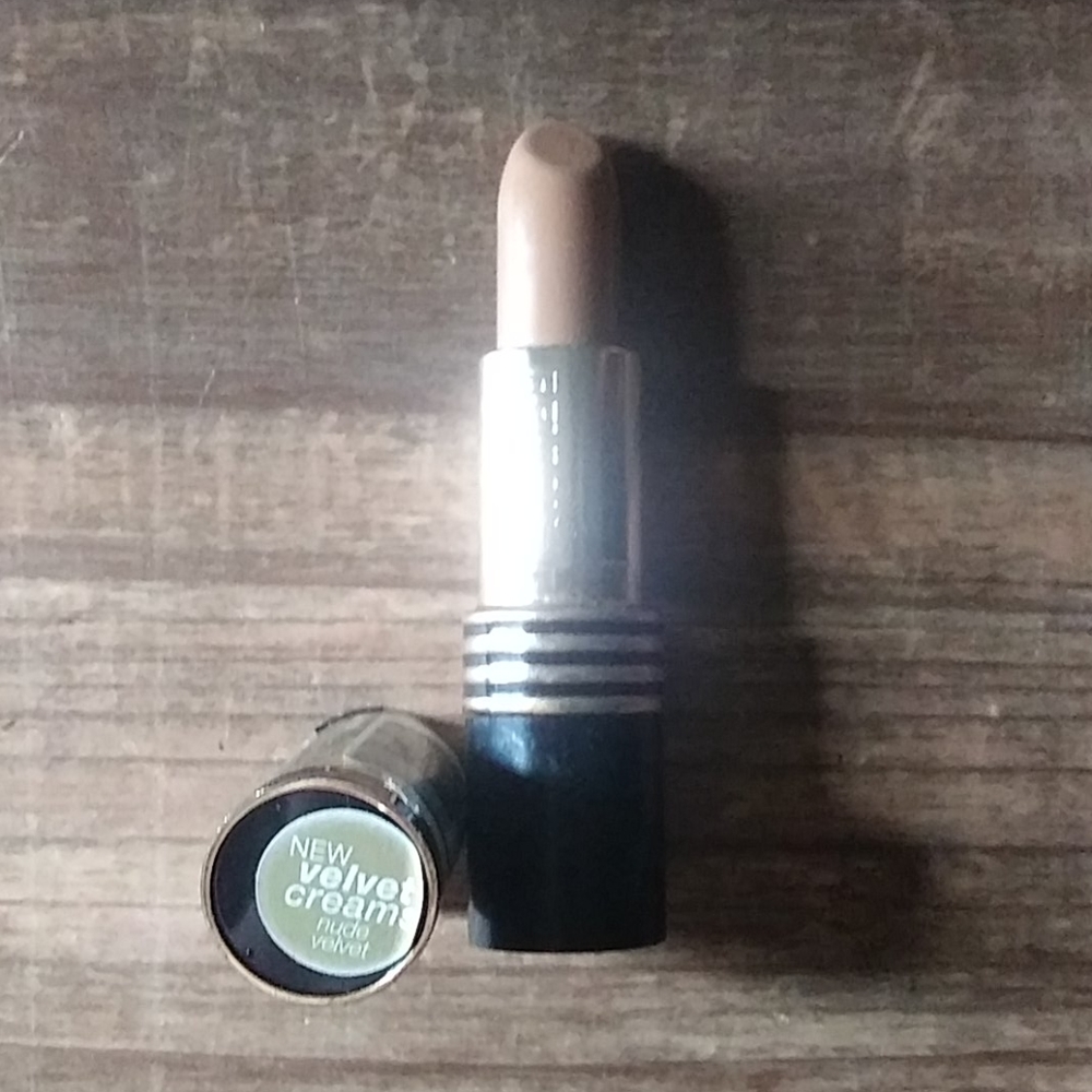 Revlon Super Lustrous Lipstick 💄